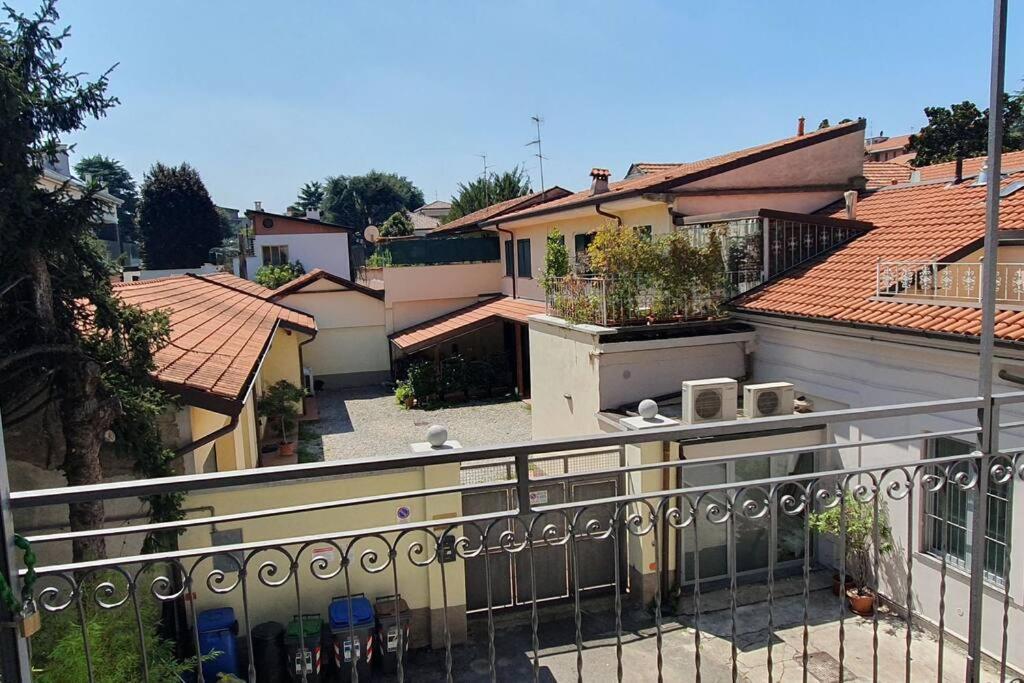 Casa Sobborghi Apartment Monza Luaran gambar